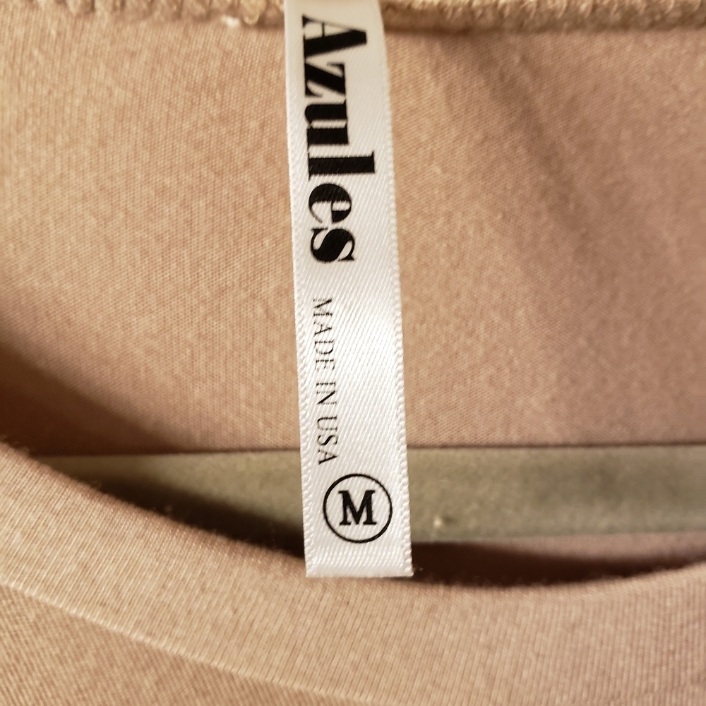 NWOT Azules Women's Long Sleeve Taupe Top - Picture 2 of 2